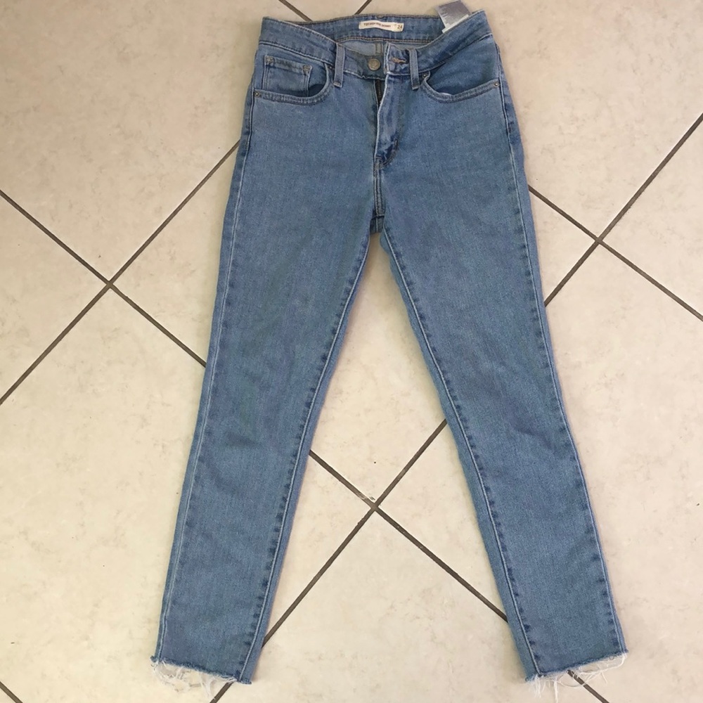 Levi’s 721 High Rise Skinny Jeans